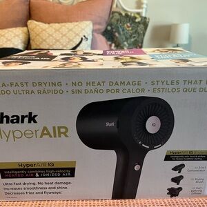 Shark HyperAIR IQ Hair Dryer - Black